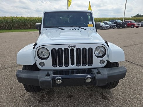 Used 2014 Jeep Wrangler Unlimited Sahara image 4