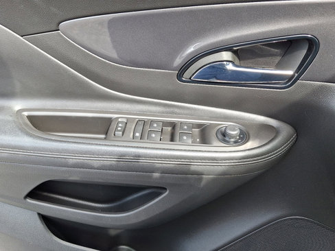 Certified 2022 Buick Encore Preferred image 12