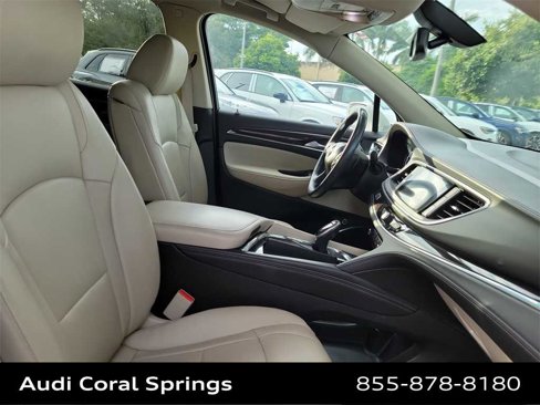 Used 2020 Buick Enclave Essence image 14