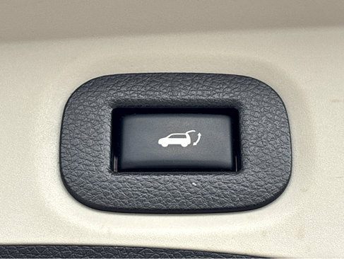 Used 2019 Nissan Rogue SL w/ Premium Package image 25