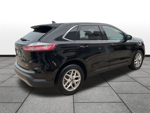 Used 2022 Ford Edge SEL image 5