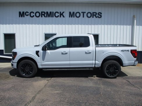 New 2025 Ford F150 XLT image 1