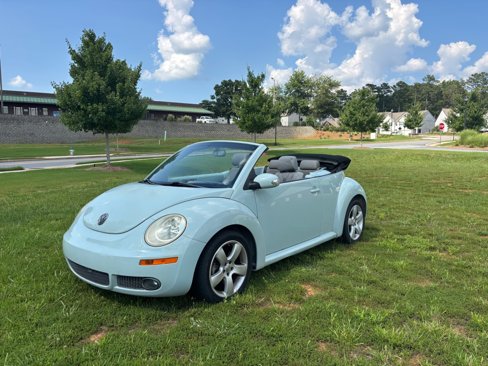 Used 2006 Volkswagen Beetle Convertible w/ Package 2 image 1