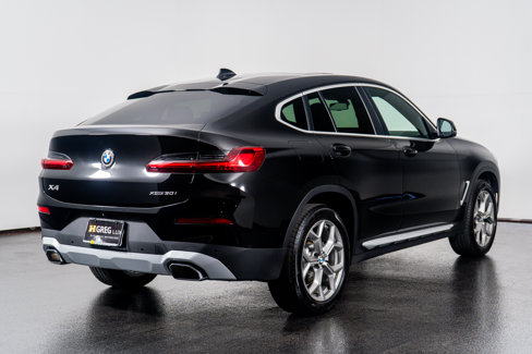 Used 2025 BMW X4 xDrive30i image 10