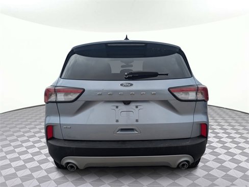 Used 2022 Ford Escape SE w/ Convenience Package image 4