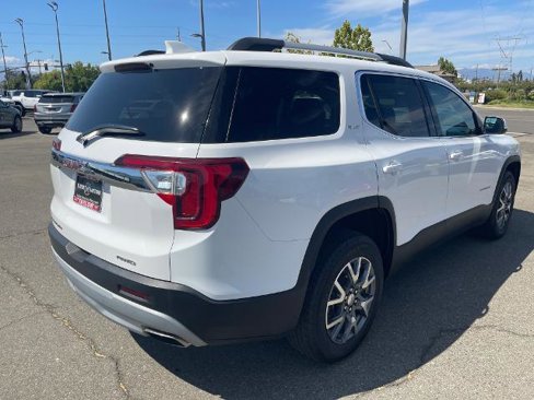 Used 2023 GMC Acadia SLT image 5