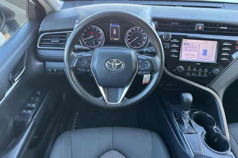 Certified 2020 Toyota Camry LE image 28