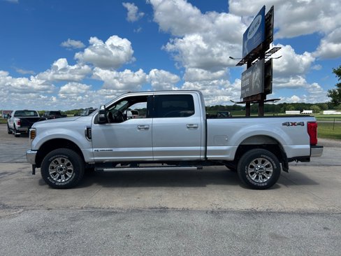 Used 2019 Ford F250 Lariat w/ Chrome Package image 8