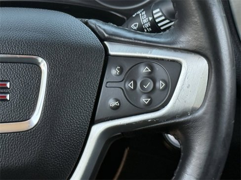 Used 2018 GMC Terrain SLE image 15