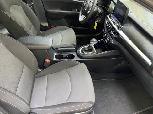 Used 2024 Kia Forte LXS image 23