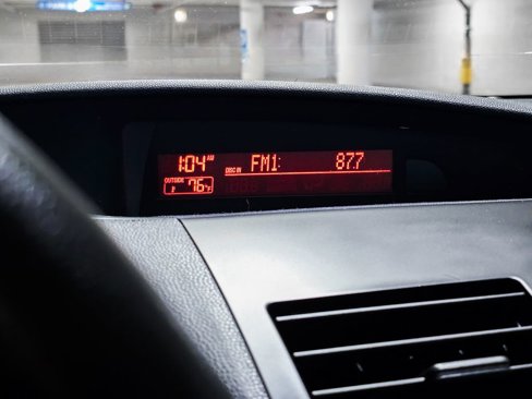 Used 2010 MAZDA MAZDA3 i Touring image 29