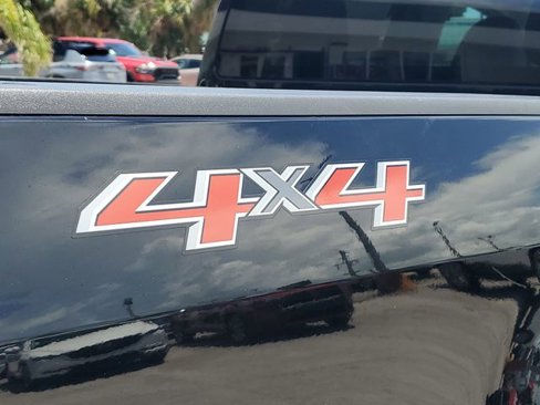 Used 2018 Chevrolet Colorado LT image 10