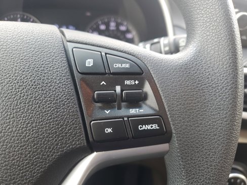 Used 2020 Hyundai Tucson Value w/ Winter Weather Package image 27