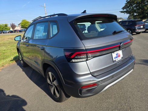 New 2025 Volkswagen Taos S image 6