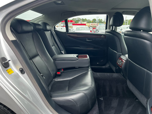 Used 2010 Lexus LS 460 L image 25