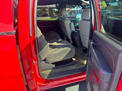 Used 2004 Chevrolet Silverado 2500 LT image 14