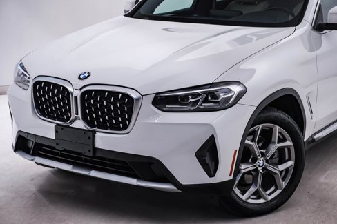Used 2022 BMW X4 xDrive30i image 4