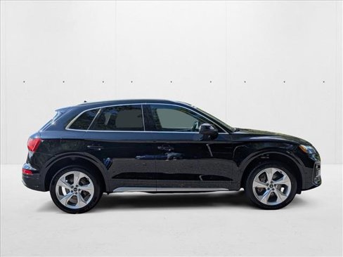 Used 2021 Audi Q5 Prestige image 4