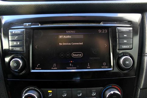 Used 2018 Nissan Rogue S image 23