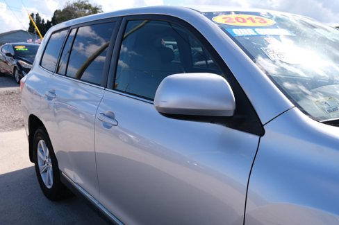 Used 2013 Toyota Highlander 4WD image 17