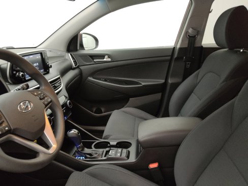 Used 2020 Hyundai Tucson SE image 17