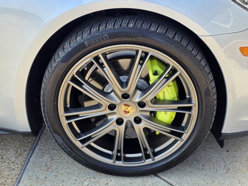 Certified 2018 Porsche Panamera 4 w/ Premium Package Plus image 16
