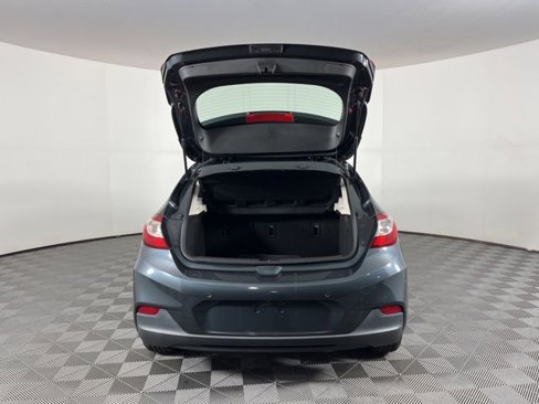 Used 2018 Chevrolet Cruze LT w/ Convenience Package image 47