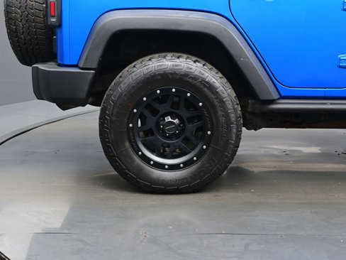 Used 2016 Jeep Wrangler Unlimited Sport image 9