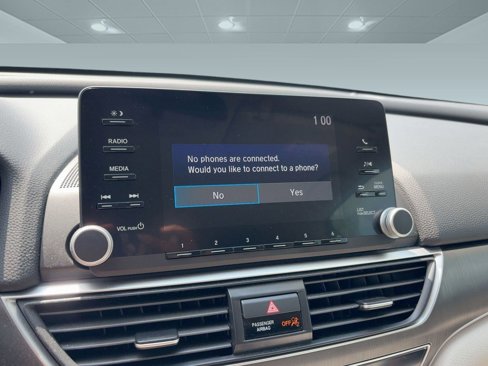 Used 2020 Honda Accord LX image 21