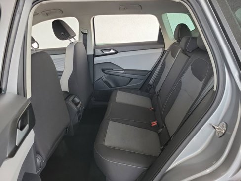 Used 2023 Volkswagen Taos S image 15