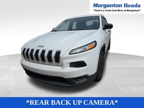 Used 2017 Jeep Cherokee Sport image 3