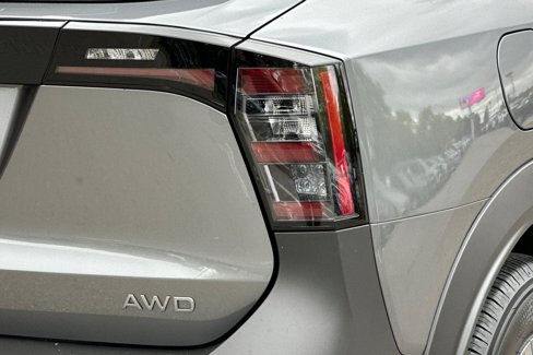 Used 2025 Nissan Kicks S w/ Charging Package image 31