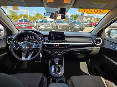 Used 2023 Kia Forte LXS w/ LXS Technology Package image 24