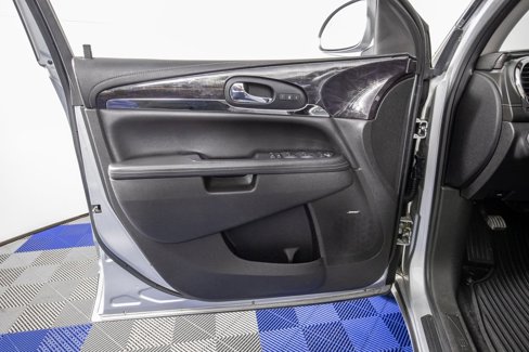 Used 2017 Buick Enclave Leather image 15