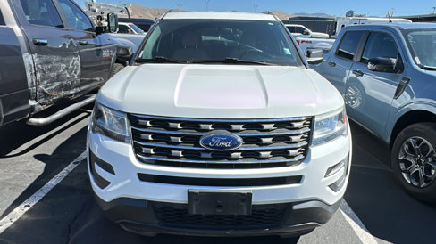 Used 2017 Ford Explorer FWD image 2