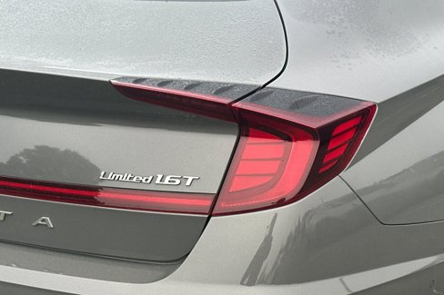 Used 2022 Hyundai Sonata Limited image 6