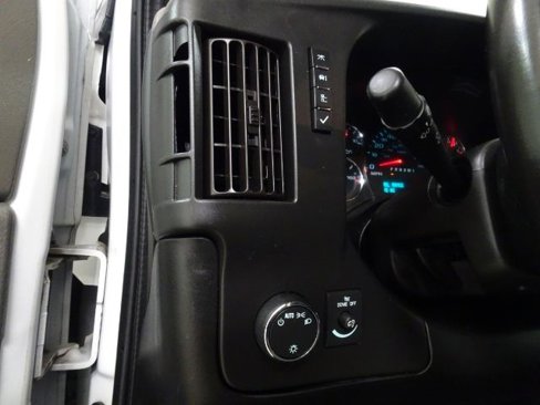 Used 2019 Chevrolet Express 2500 w/ Driver Convenience Package image 21