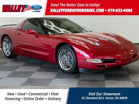 Used 1999 Chevrolet Corvette Coupe w/ Memory Pkg image 1