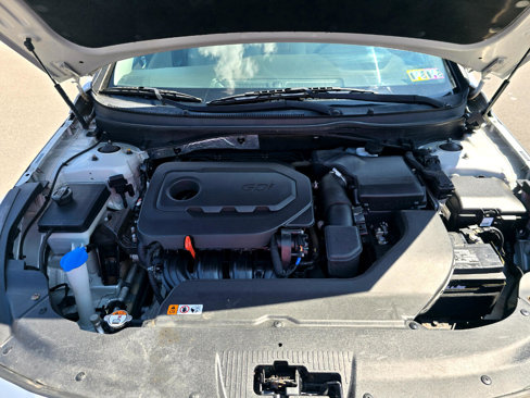Used 2016 Hyundai Sonata SE image 17
