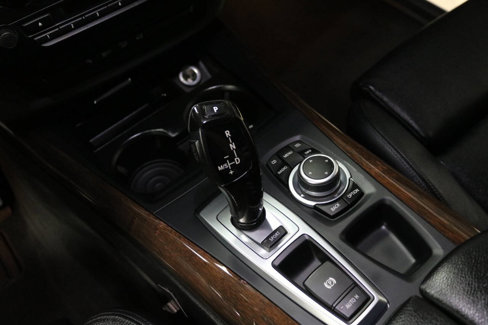 Used 2011 BMW X5 xDrive50i image 38