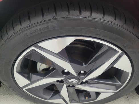 Used 2023 Hyundai Elantra SEL w/ Convenience Package image 31