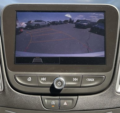 Used 2021 Chevrolet Malibu LS image 31