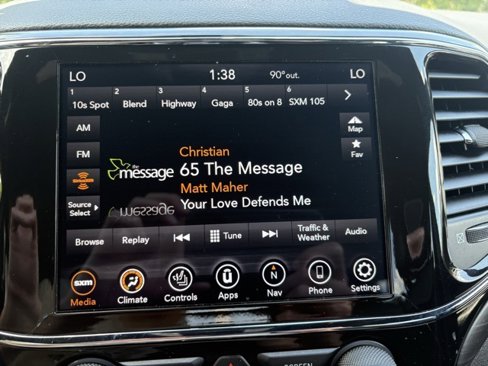Used 2021 Jeep Grand Cherokee Laredo X image 39