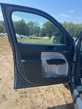New 2025 Ford Maverick XLT image 16
