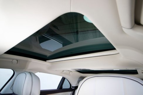 Used 2021 Bentley Flying Spur W12 image 39