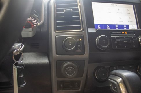 Used 2019 Ford F150 Raptor w/ Equipment Group 801A Mid image 16