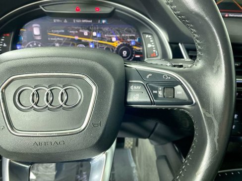 Used 2018 Audi Q7 3.0T Premium Plus w/ Premium Plus Package image 14