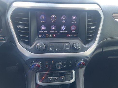 Used 2020 GMC Acadia SLE image 19