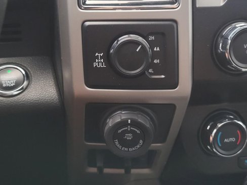 Used 2020 Ford F150 Lariat image 27