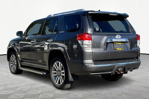 Used 2013 Toyota 4Runner SR5 image 10